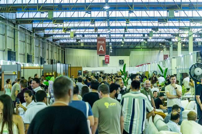 Mostra de Móveis - 2025